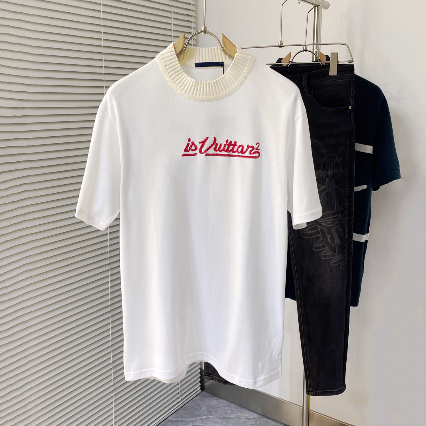 

Men's Plus Tees T Shirt Designer For Men Women Shirts Fashion tshirt Embroidered sweater With Letters Summer Short Sleeve Man Tee Woman Clothing