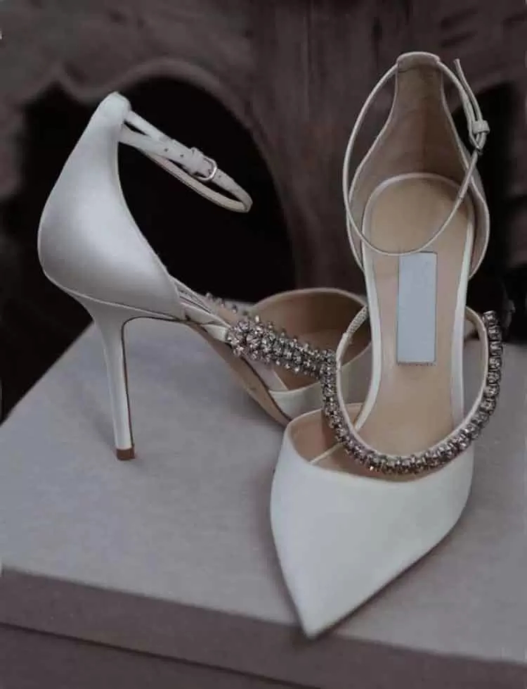 

2023 Fashion Luxury Designer sandals for Women's Summer banquet dress shoes high-heeled sexy pumps pointed toe sling back women shoe Top Quality EU Size 35-40