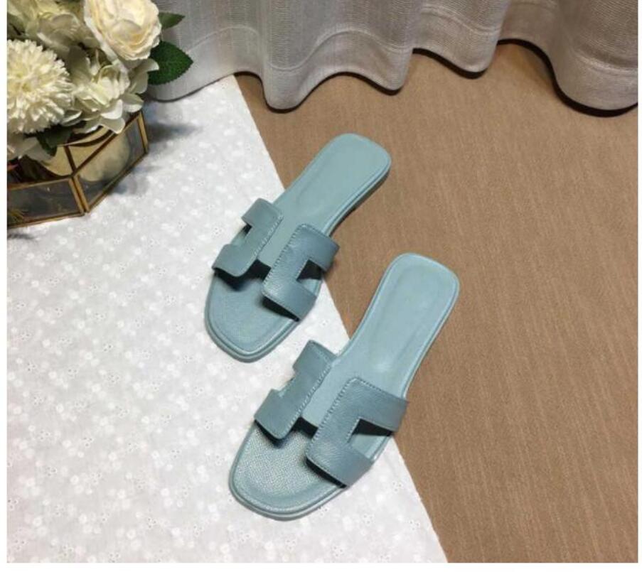 

Womens Beach slippers famous Classic Flat heel Summer Designer white color flops leather lady brand Slides famale shoes Hotel Bath Ladies sexy Sandals Large, As picture
