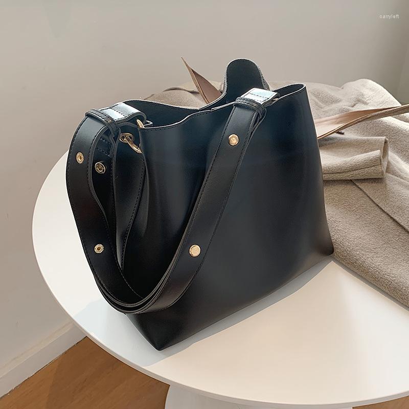 

Evening Bags Fashion Designer Pu Leather Female Handbags Large Capacity Casual Bucket Bag Black Women Shoulder Crossbody Travel Totes