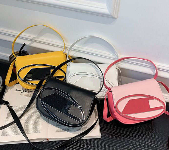 

Half Moon Fashion Women Shoulder Bags Simple Design Stylish Chic Underarm Bag 2023 New High Quality Tote Handbags Purse,r230316, White