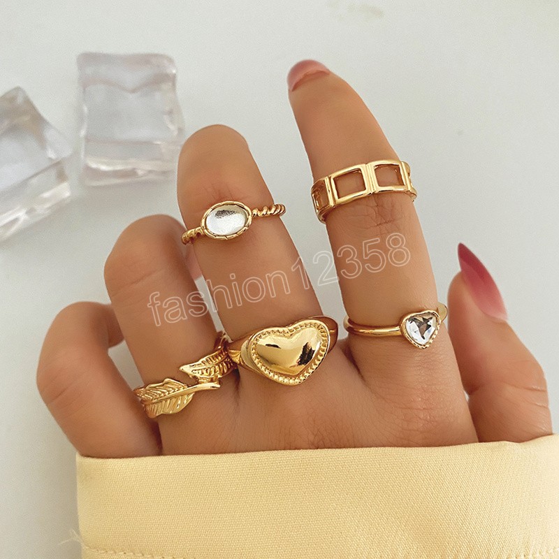 

ohemian Vintage Zircon Ring Set For Women Gold Color Boho Heart Geometric Punk Rings Retro Fashion Jewelry Gift