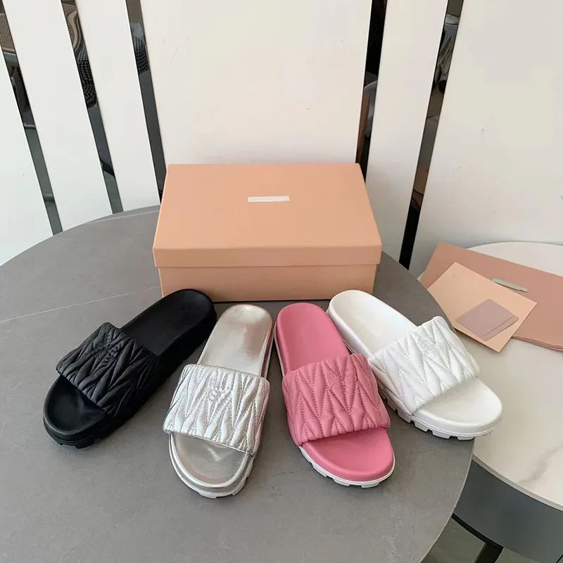 

2023 designer luxury women flat letters buckle slippers summer casual wear 100% Leather outdoors heel sandal Crepe upper Black/white/pink custom writting sizes 35