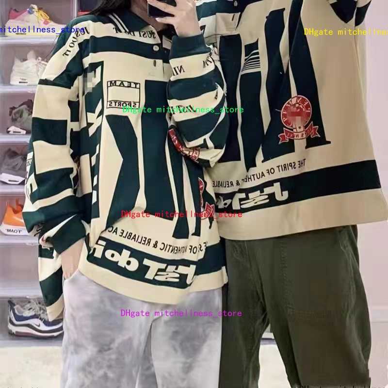 

Sweatshirts lettered hoodie coat long sleeve pullover polo shirt Spring and Autumn men and women of the same style jacket street fashion