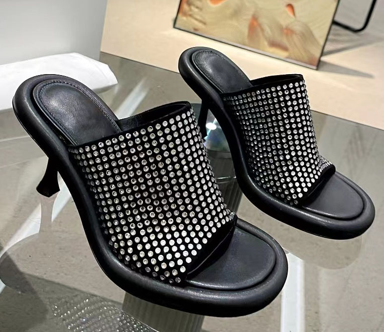 

sandals Slippers women's Anderson Bumper cowhide High quality JW Saudi shoes chaussures de designer Tory Channel white black S3