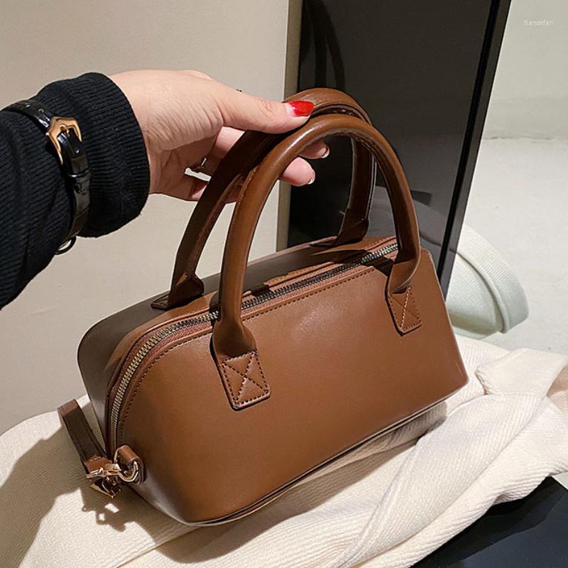 

Evening Bags Fashion Women Saddle Luxury Designer Mini Pu Leather Handbags And Purses Chic Shoulder Pouch Spring Drop 2023, Beige