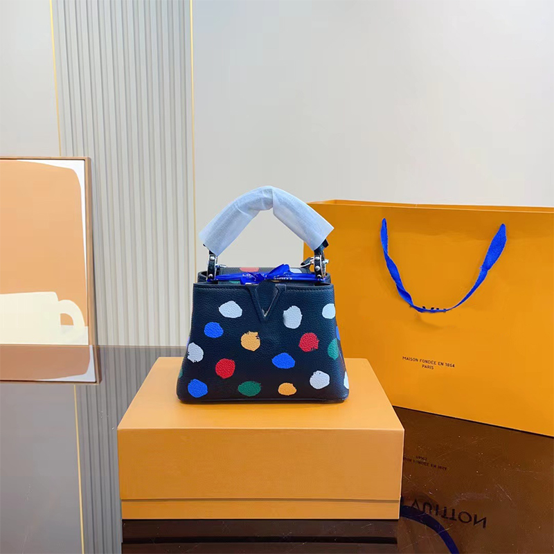 

TZ 4 colors Designer bags Classic Capucines bb handbag Luxurious soft litchi grain Taurillon series handbags Women's fashion small shoulder crossbody bag totes, Red