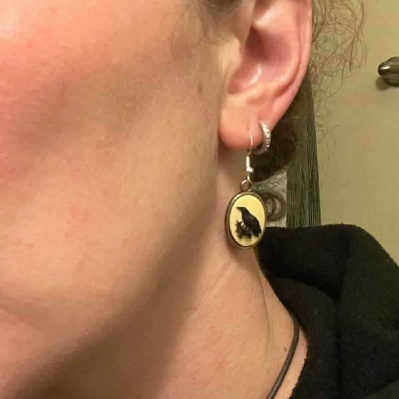 

Charm Gothic Kinitial Blackbird Oval Earrings Vintage Cool Punk Crystal Ear Jacket Goth Dagger Earrings Jewelry Gift For Women L230315