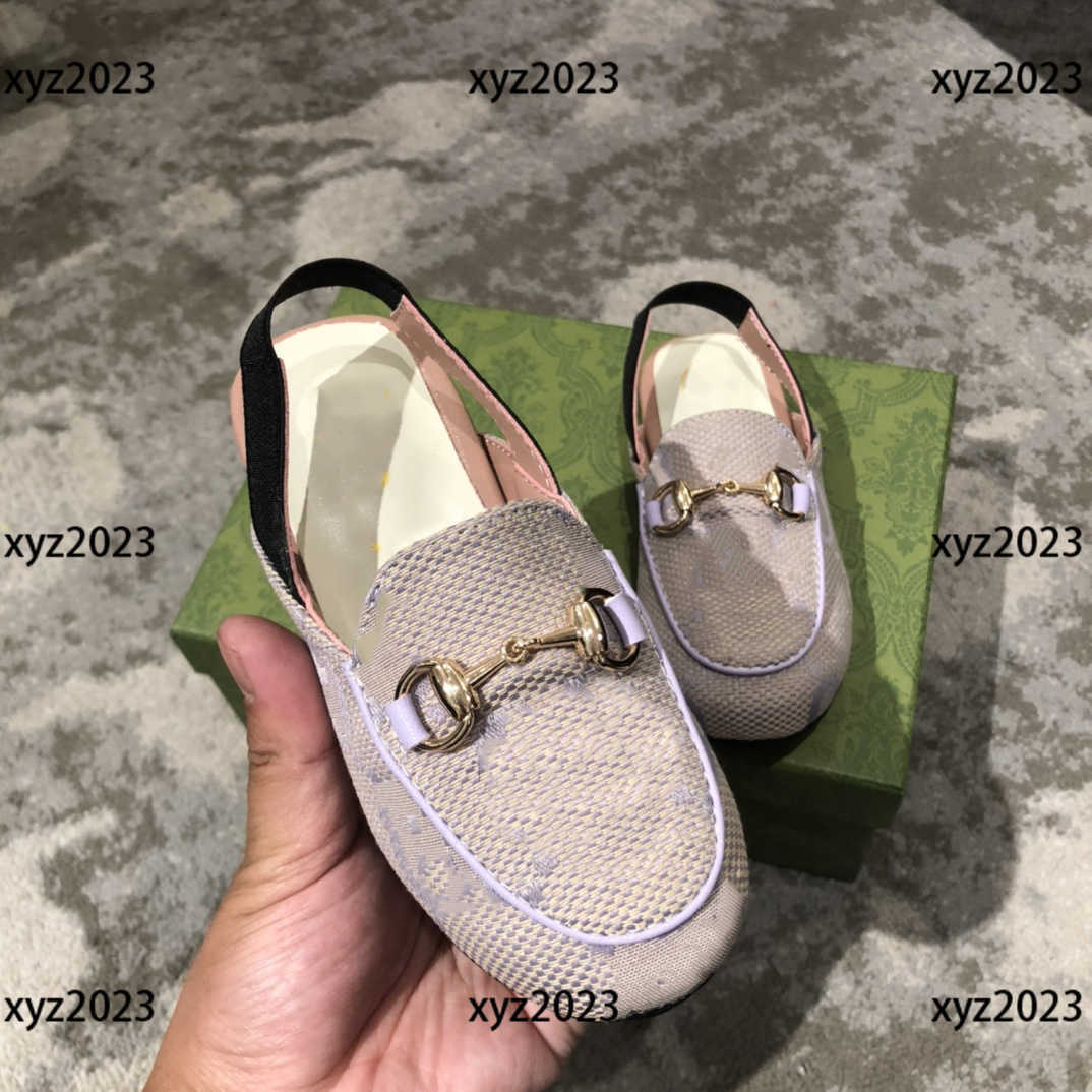 

Kids Sandals baby slipper shoes Child Shoes Fashion design Summer Metal accessories decoration Box Packaging Children's Size 26-35, Multi-color