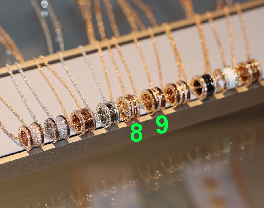 

BUIGARI designer necklace for woman diamond Gold plated 18K Pendant necklace highest counter quality classic style gift for girlfriend with box 020