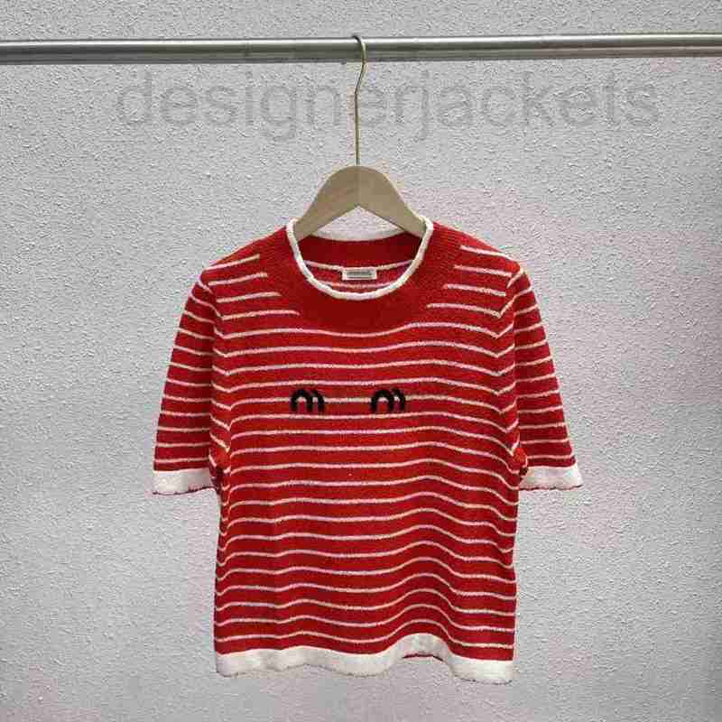 

Women' T-Shirt designer 2023 Summer New Fashion Versatile Casual Age Reducing Contrast Stripe Jacquard Short Sleeve Top Women SF7I, Red