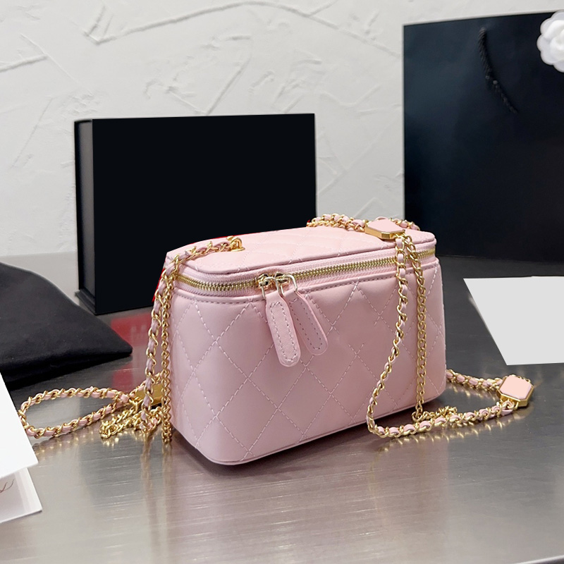 

French Womens Pink Lambskin Vanity Box Bags With Enamel Mirror Cosmetic Case Crad Holder Wallet Purse Large Capacity Outdoor Saoche Luuxry Designer Handbga 17X10CM, Box1