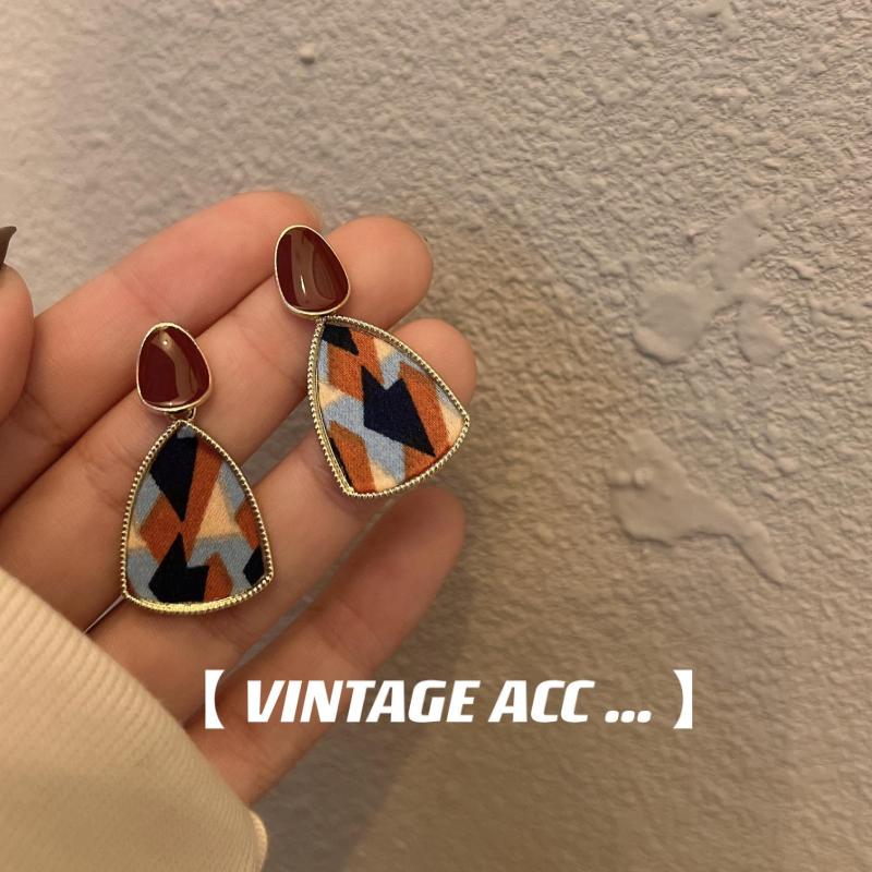

Dangle Earrings Women's Retro Style Geometric Painted Temperament All-match