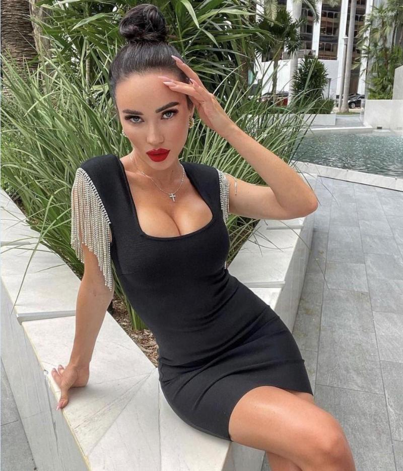 

Casual Dresses Women Summer Fashion Ladies Sexy Tassel Diamonds Crystal Black Bodycon Bandage Dress 2023 Elegant Evening Party Club