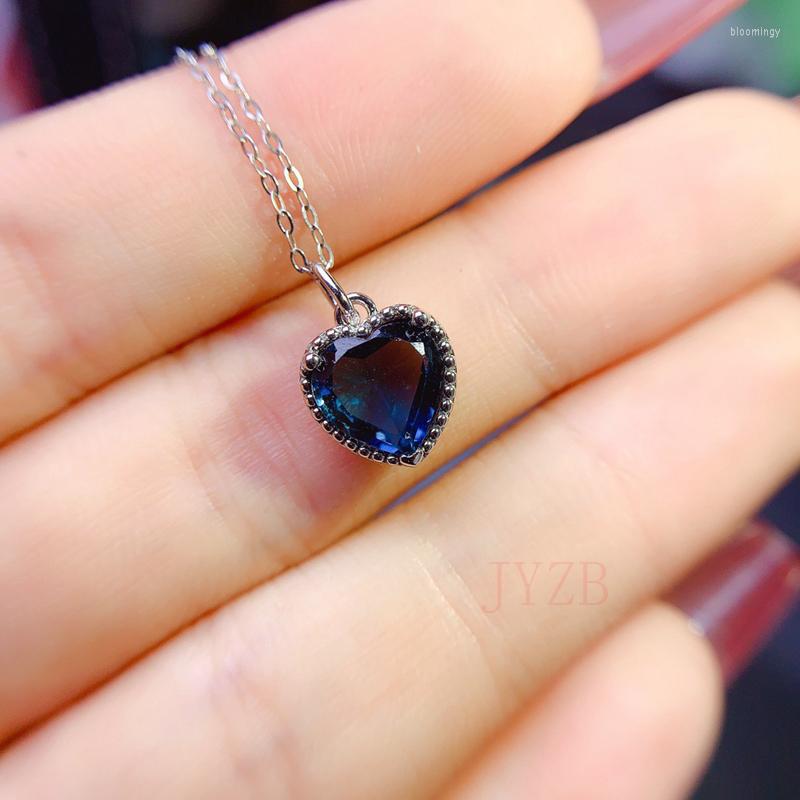

Chains Authentic Natural Heart-shaped Blue Topaz Pendant Necklace 925 Sterling Silver Women's Gem Design