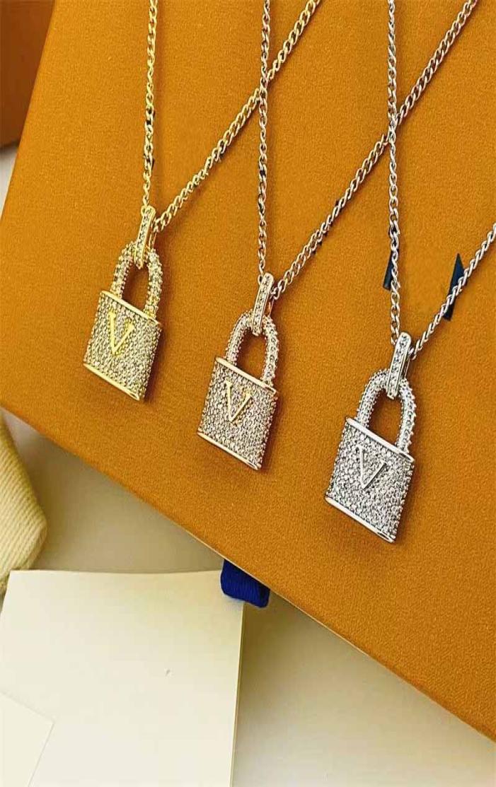 

Womens Lock Necklace Designer Luxury Pendant Diamonds Necklaces Fashion For Women Mens Gold Silver Necklace Unisex Couple Jewelry9395627