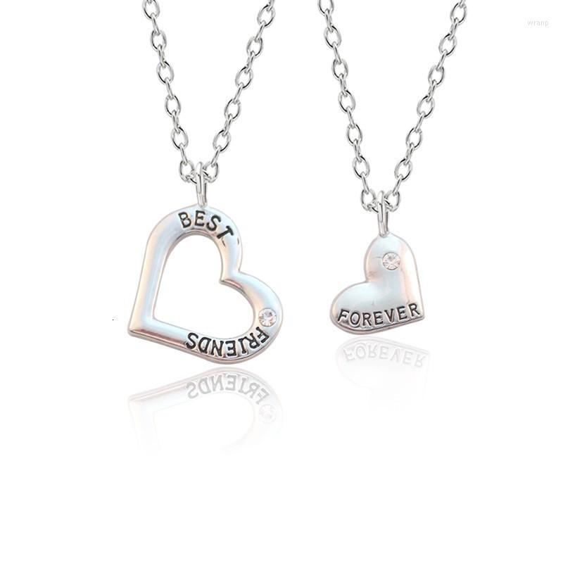 

Pendant Necklaces 2 Pcs/Set Friends Necklace For Women Girls Heart Puzzle Crystal Hollow Out Bff Friendship Forever Jewelry