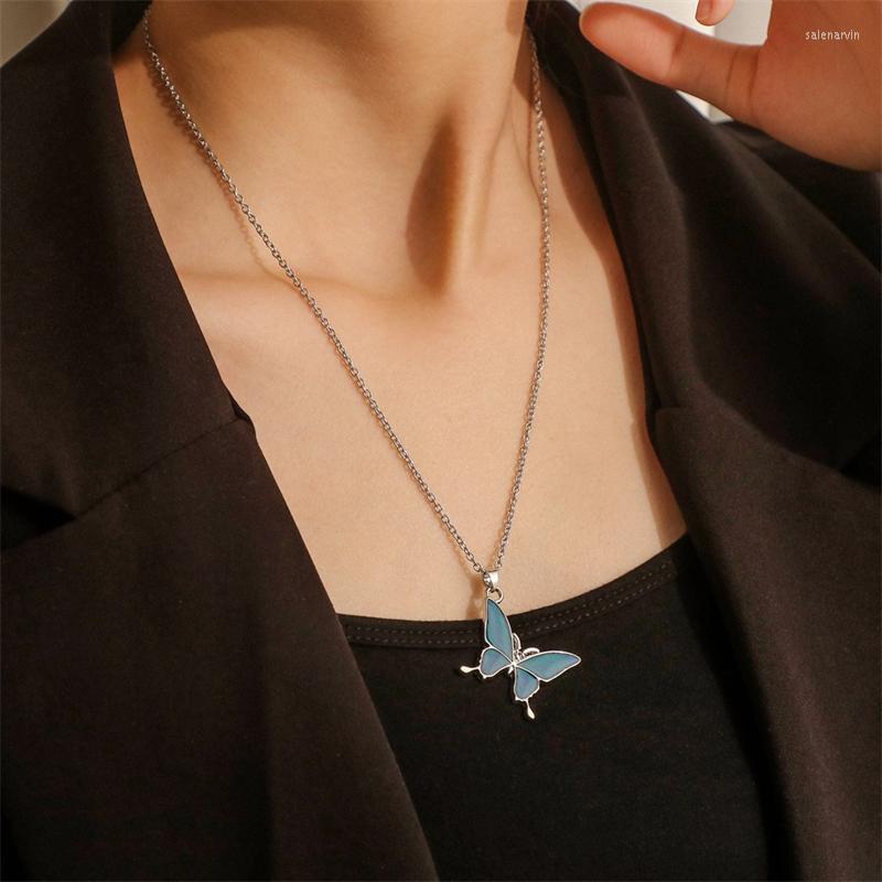 

Chains WeSparking EMO Silver Plated Enamel Thermochromic Butterfly Pendant Necklaces For Women Items Fashion Jewelry