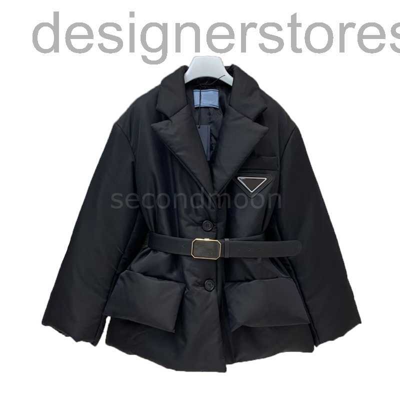 

designer Triangle Badge Designers Down Jackets Womens Winter Windproof Jacket Women Street Fashion Coats Letter Print Outerwear TH3L, Black