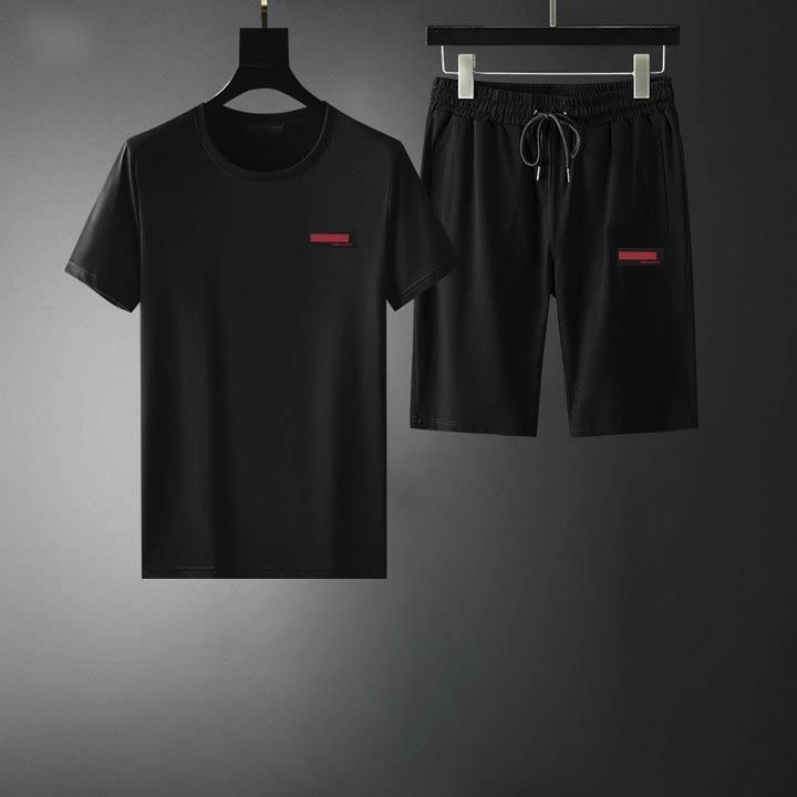 

Men's Tracksuits T-shirt Set Luxury Designer Men's Women's T-shirt Sportswear Jogging Sportswear Summer Sweatshirt Sweatpants Street Hip Hop