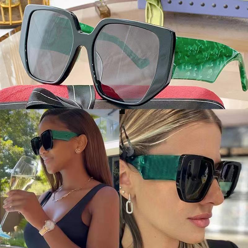 

Official Latest Womens Sunglasses 0956 Oversized Frame Glasses Occhiali da Sole Firmati femminili Green Turquoise Emerald with Large Metal Logo 0956S