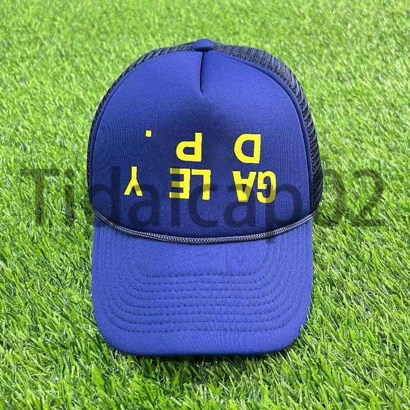 

Latest Patch Embroidery Men's Ball Caps Casual Galleryes Lettering Curved dept Brim Baseball Cap Fashion Letters Hat Pr