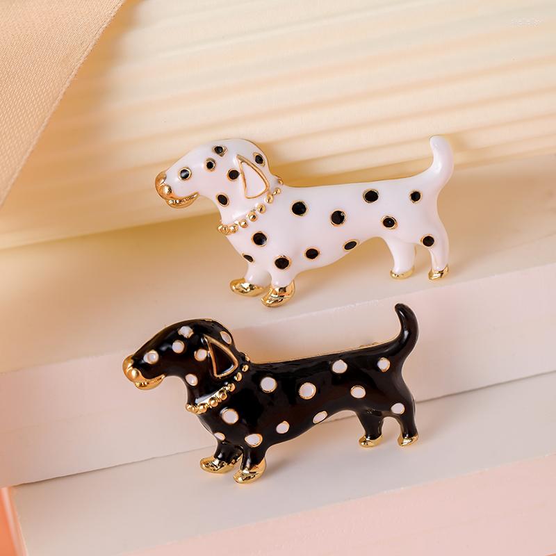

Brooches Japanese And Korean Small Animals Drop Oil Brooch Alloy Gold-plated Spotted Dog Badge Girl Dress Hat Bag Pin Accessories