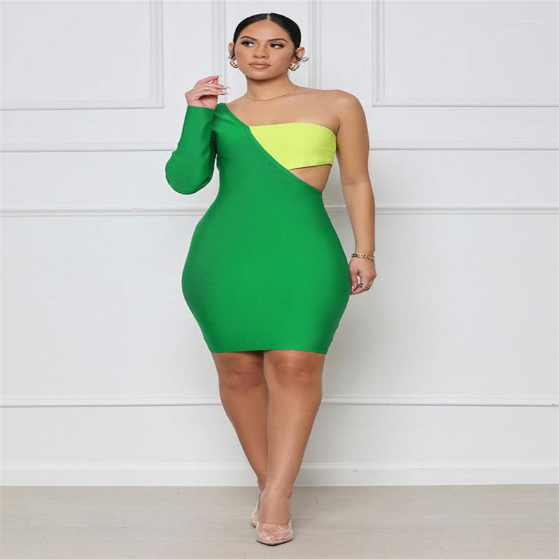 

Casual Dresses Spring And Autumn Women' Products Recommend Long-sleeved One-shoulder Temperament Elegant Hollow Niche Design Dress, Green