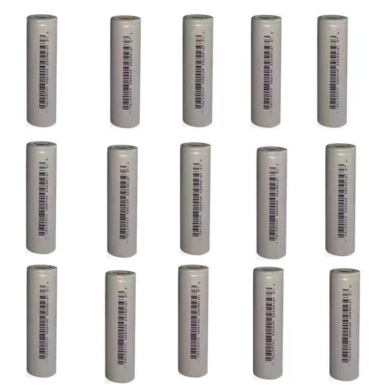 High quality 3.7V 2000mAh Power battery 10A Discharge18650 battery vtc5 lithium ion rechargeable battery, used for flashlight, mobile power suppl-image-451481069