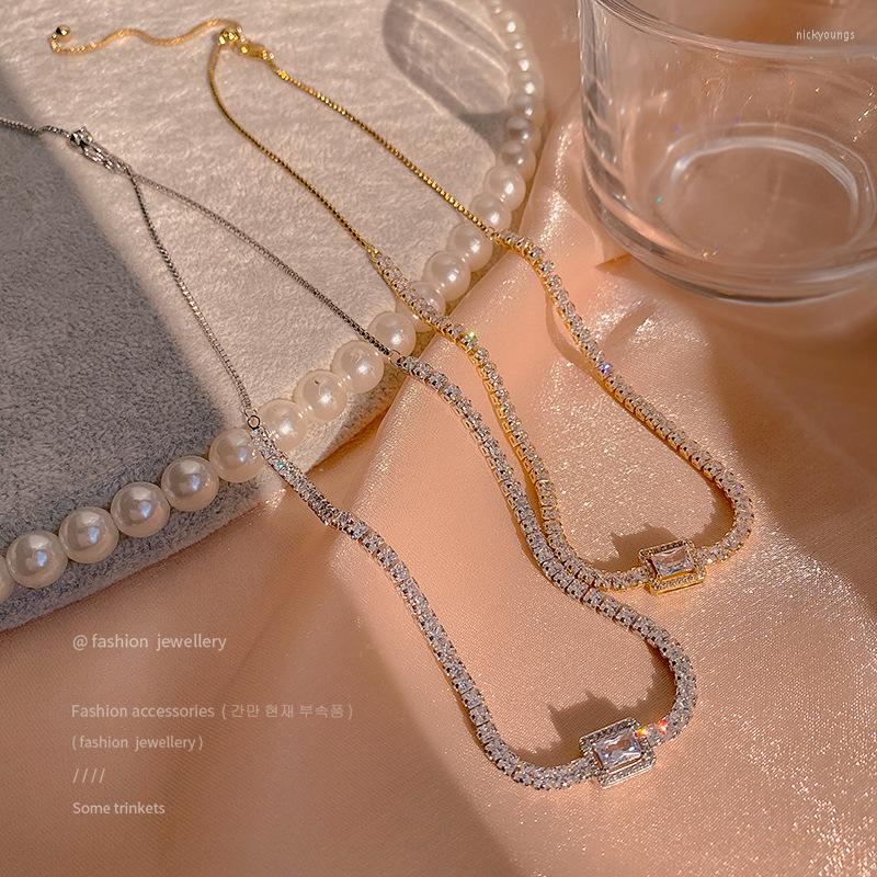 

Chains Colorful L Sparkling Zircon Temperament Clavicle Chain Choker Necklace For Women Girl Fine Jewelry Wedding Party Birthday Gift