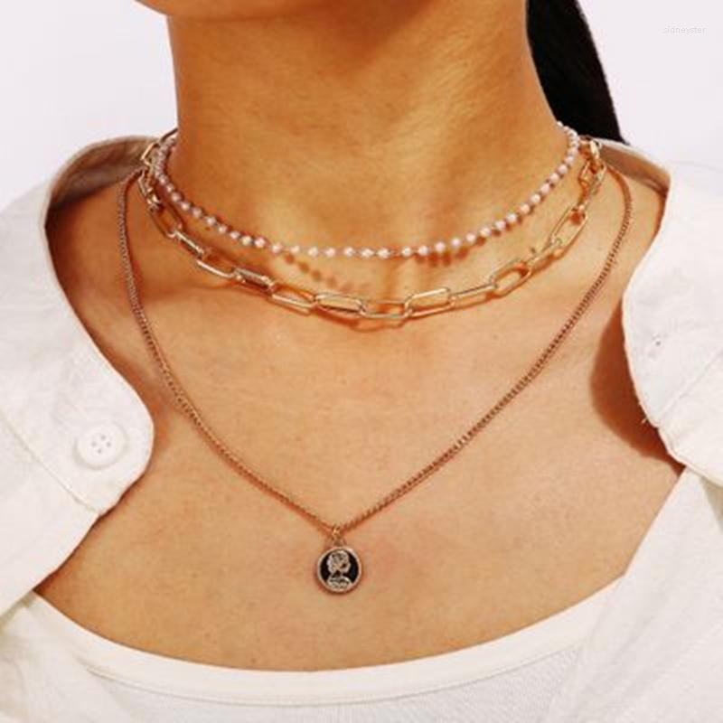 

Chains Kissme Queen Portrait Coin Pendant Layered Link Necklace Women Gold Color Alloy Acrylic Pearl Strand Fashion Jewelry