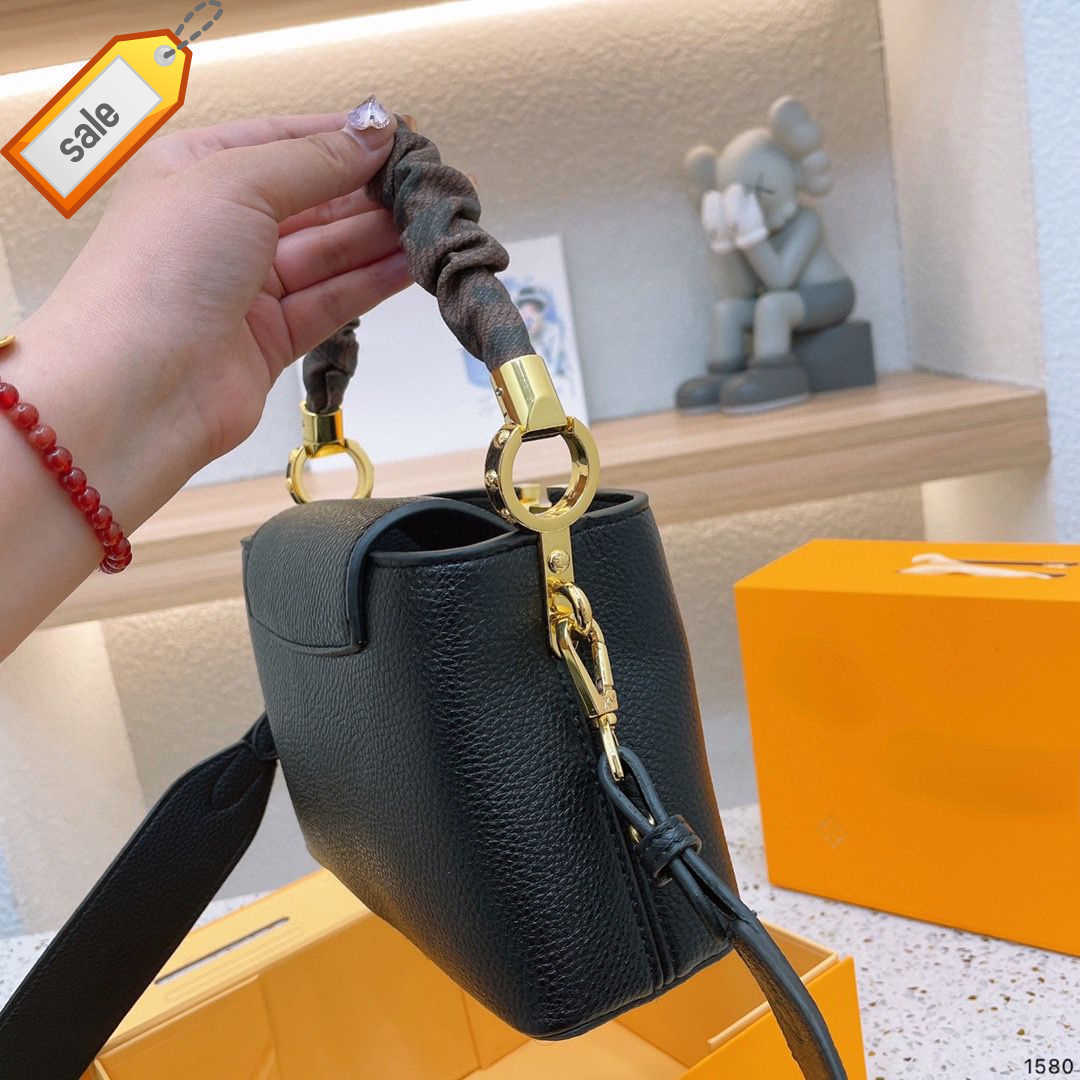 

Luxury Women's Brand Designers Hand Bill Shoulder Bags Tote New Stylish Textured Leather Single Shoulders Messenger Bag Portable Crossbody Bag Factory Direct Sales, Black