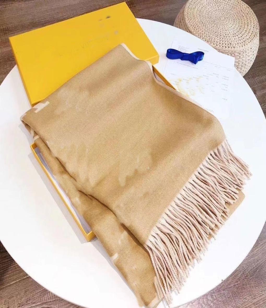 

2022 autumn winter new Cashmere Scarf highend soft and comfortable thickened fashion men039s and women039s scarf8766812