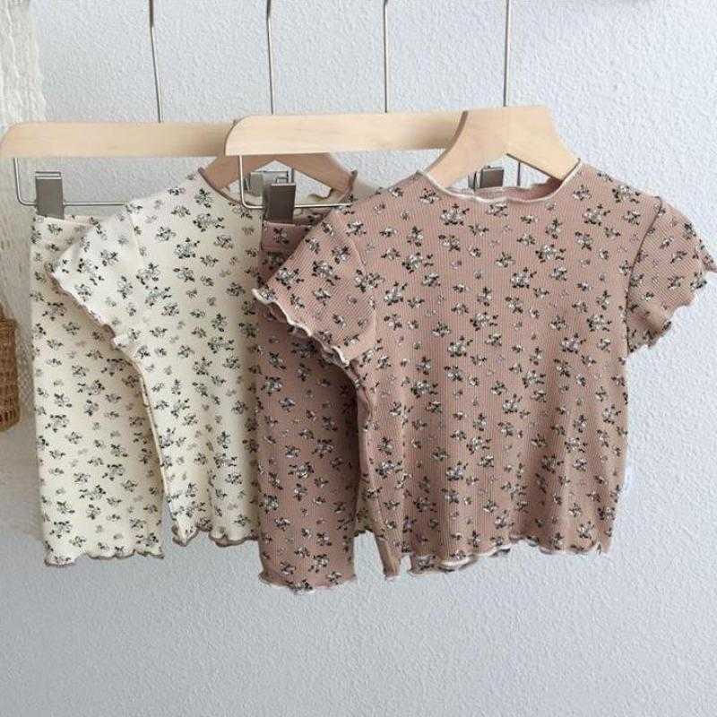 

Clothing Sets New Casual Print Short Sleeve Tops Outfits For Baby Girls Summer Thin Costume Child's Floral Tees Suits Solid T Shirt Shorts P230315, Dxtzboy
