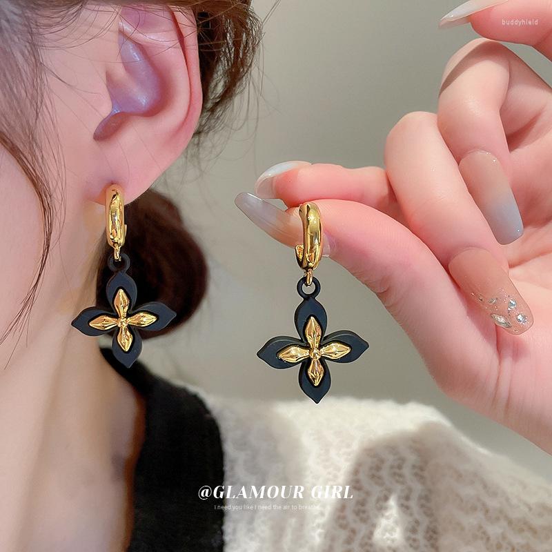 

Dangle Earrings S3259 Fashion Jewelry S925 Silver Needle Flower For Women Vintage Niche Design Stud