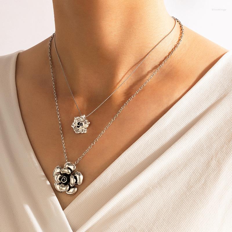 

Pendant Necklaces HI MAN Punk Double Layer Vintage Silver Rose Necklace Women Sweet And Romantic Anniversary Gift Jewelry Accessories