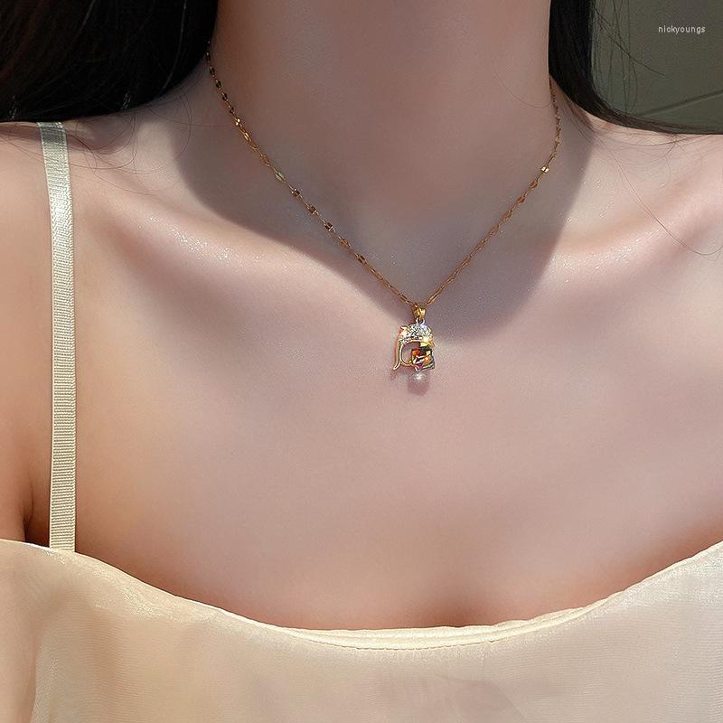 

Pendant Necklaces Luxury Zircon Crystal Clavicle Chain Ladies Colorfast Stainless Steel Jewelry Women's Wedding Party Accessories
