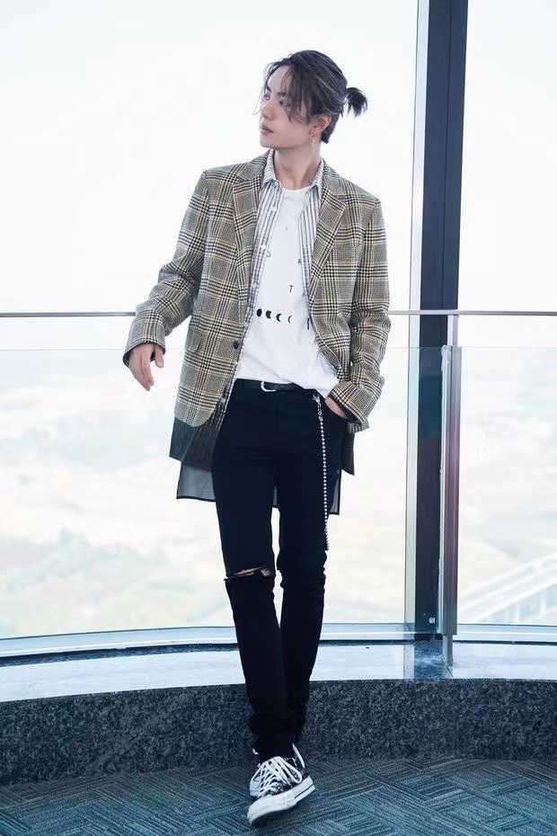 

Jeans Mens Am1r1 Trousers Pants Mirri Ripped Fashion Designer Brand New Men's White Embroidery Patch Elastic Slim Denim Hip Hop High 2E1X, Blue16