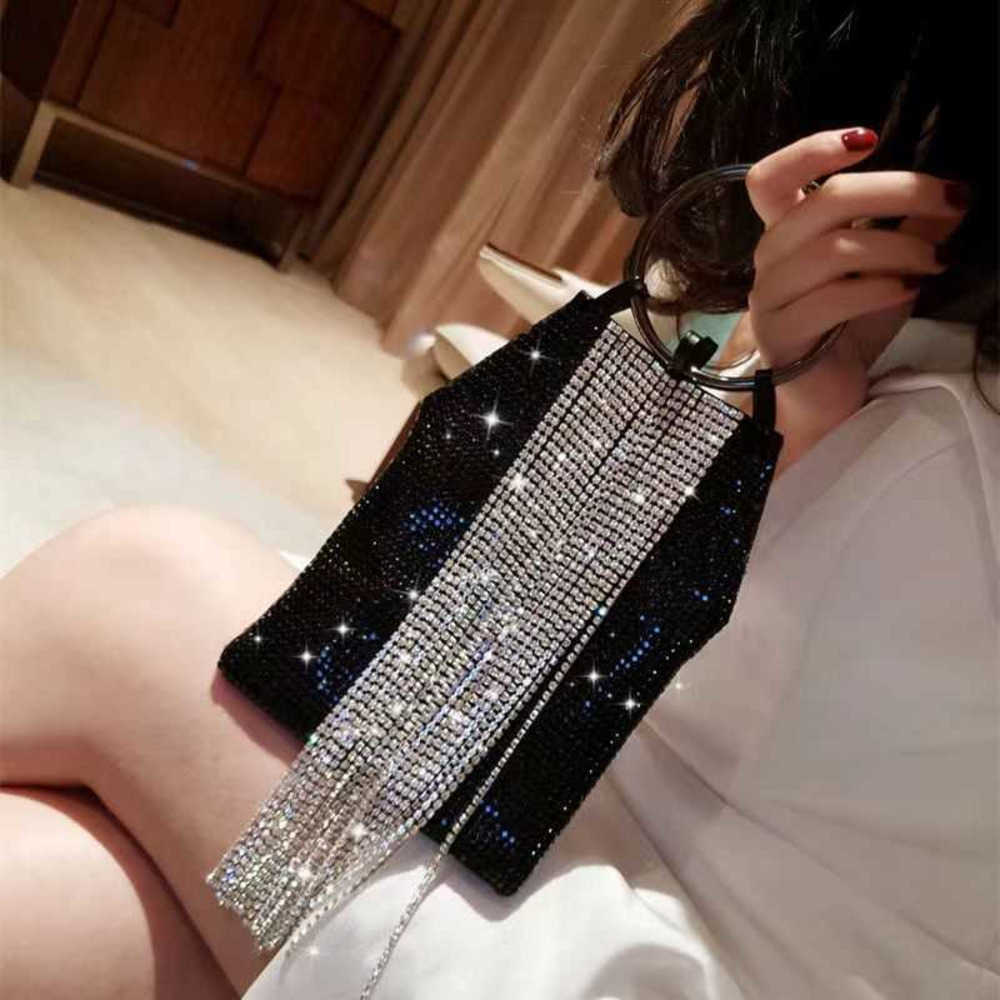 

Shiny Diamonds Clutches Purse Evening Party Women Handbags Top Luxury Bling Fashion Tassel Sequins Metal Chain Bag 230315, Silver