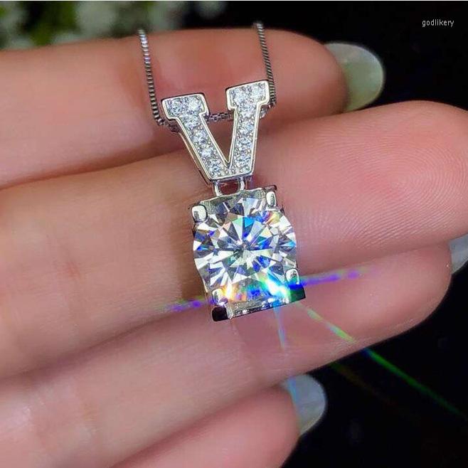 

Chains Platinum Gold Imitation V-shaped Bull Head Pendant Female