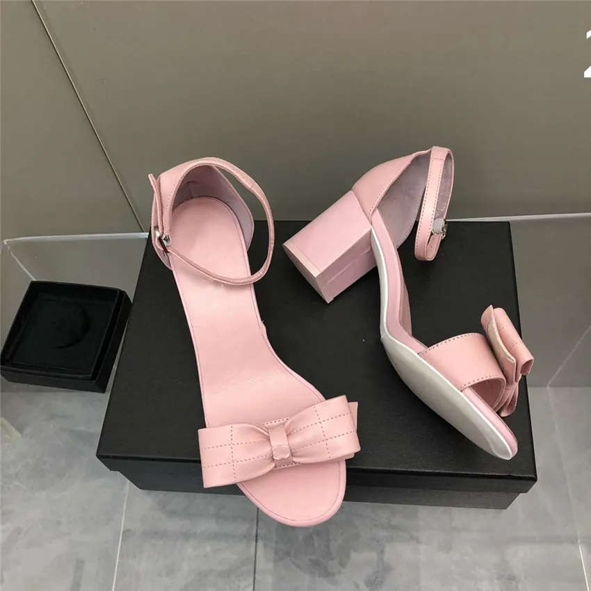 

Luxury Designer women chunky heel Sandals 2023 Fashion Amina Channel Women Summer High Heels Leather Cross Lace up Student Casual Slippers, Blue