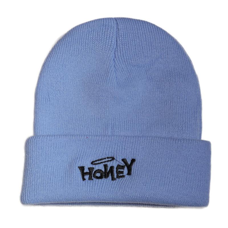 

Beanies Winter Fashion Promotional Custom Woven Patch Knitted Beanie Hat
