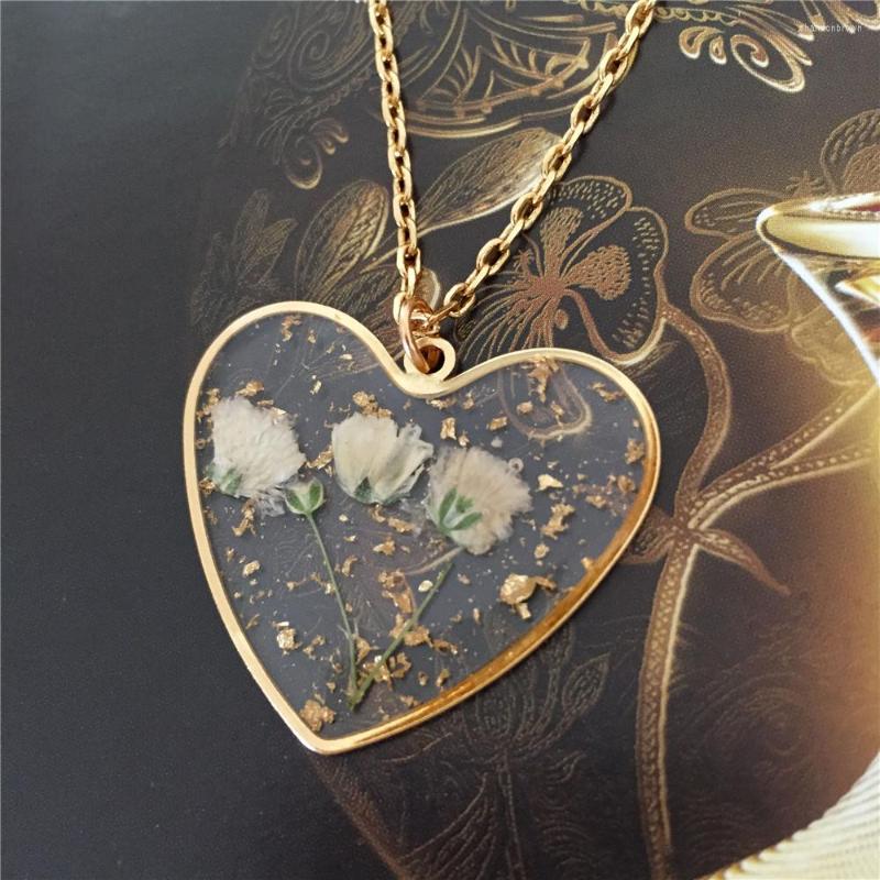 

Pendant Necklaces Casual Dry Flower In Heart Charm Gold Color Necklace For Women Girl Elegant Delicate Gorgeous Classic Lovely Jewelry