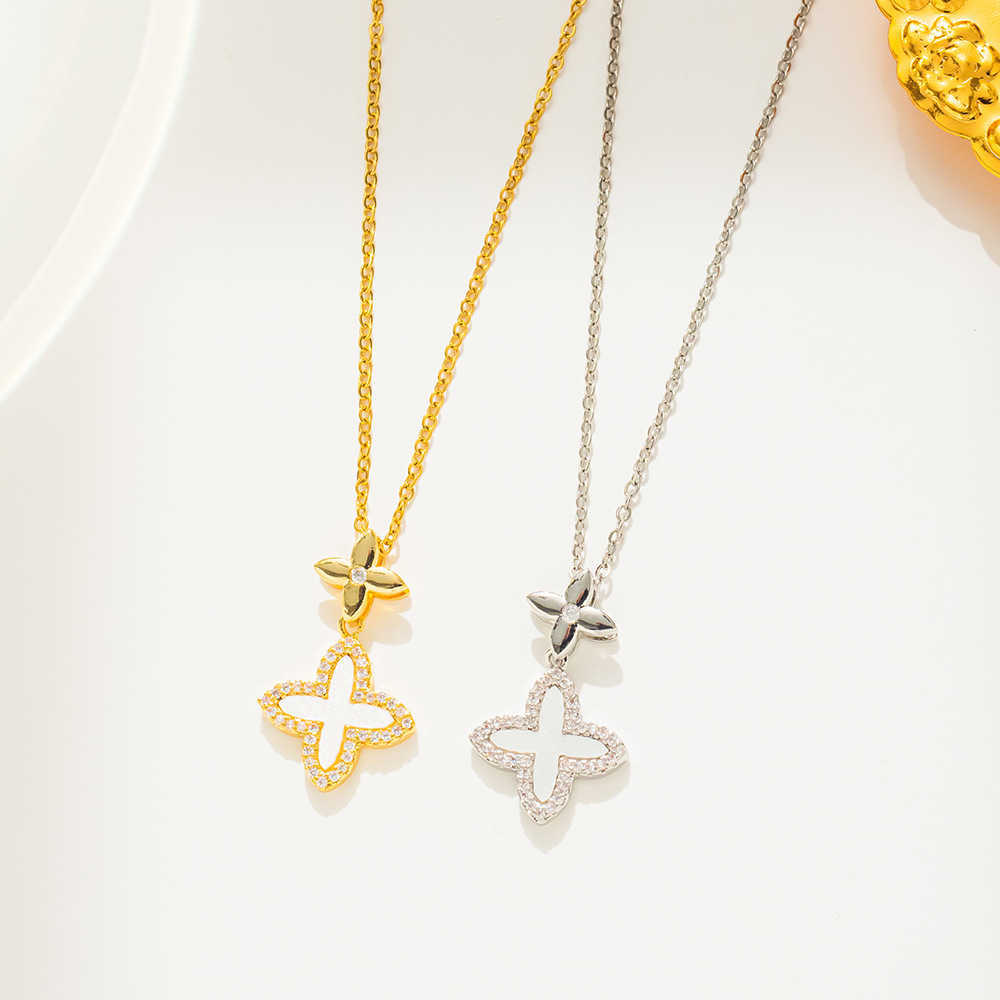 

s Strands Strings Lucky Four Leaf Grass Gold Micro Set Zircon Double Pendant Flower Titanium Steel Necklace Golden Classic Clavicle