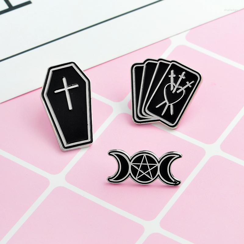 

Brooches 3pcs/set Moon Phase The Goddess Triple Coffin Poker Witchcraft Enamel Lapel Pin Goth Dark Punk Jewelry For Women Unisex