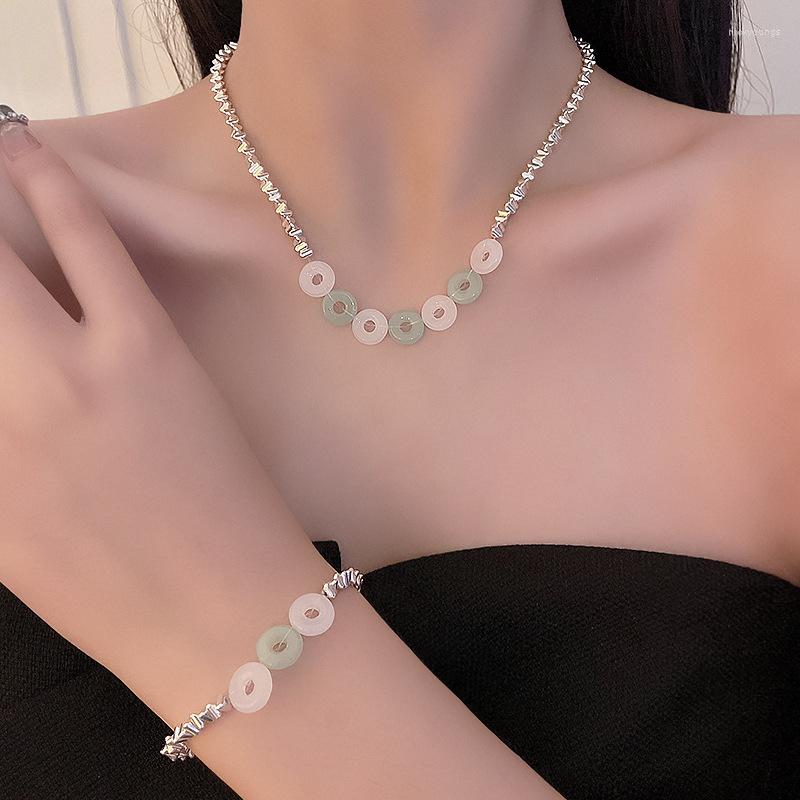 

Chains Light Luxury Small Number Of Safe Buckle Titanium Steel Necklace Jewelry Women INS Tide Super Fairy Match Temperament Shred Silv