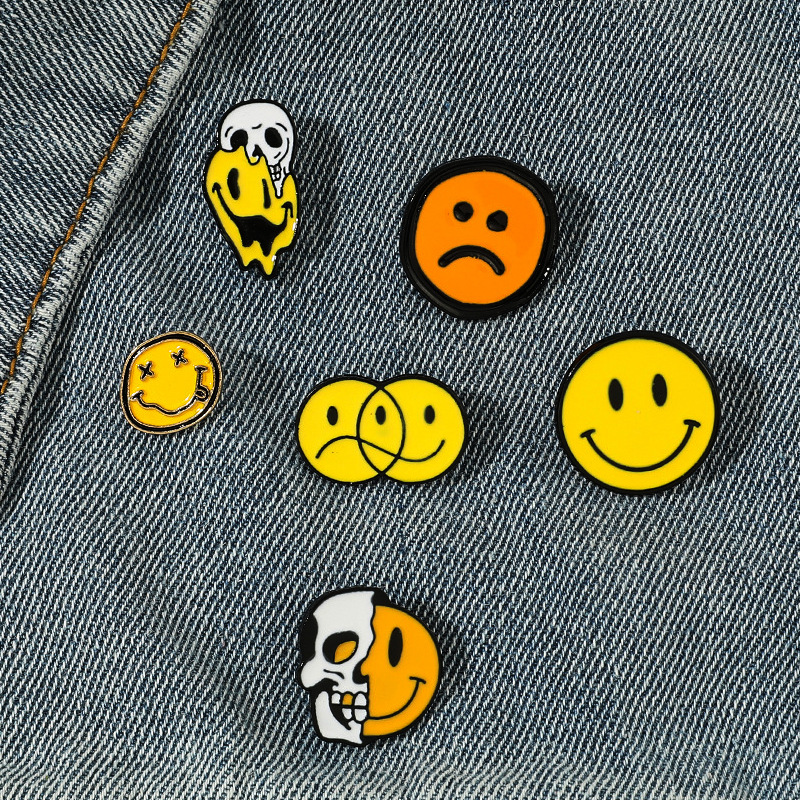 

Creative expression brooch cartoon funny smile angry skull balloon alloy drop oil badge Cute Anime Movies Games Hard Enamel Pins Collect Metal Cartoon Brooch, Color #1