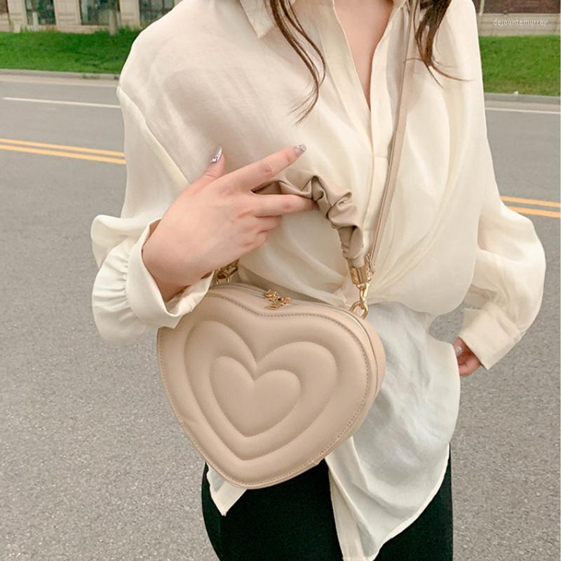 

Evening Bags Summer 2023 Fashion Heart-shaped Lovely Shoulder For Women PU Leather Female Crossbody Vintage Casual Hand, Khaki