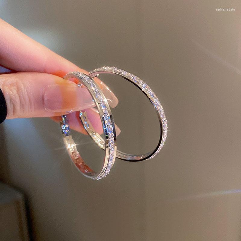 

Stud Earrings Luxury Super Shine Rhinestone Round Earring For Lady Delicate 925 Silver Needle Cubic Zircon Charm Brincos Jewelry