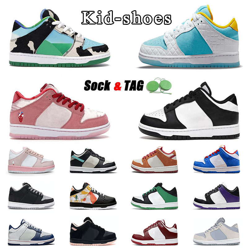 

new fashion kids designer shoes retro black white panda chunky dunky lagoon pulse kids shoes men woemn outdoor running shoes raygum tie-bye kids sneakers strange love, Socks and tag